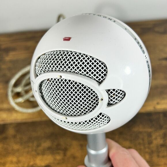 LOGITECH WHITE BLUE SNOWBALL ICE PLUG AND PLAY USB MICROPHONE - Picture 5 of 13